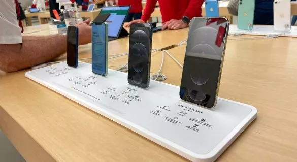 iPhone 12